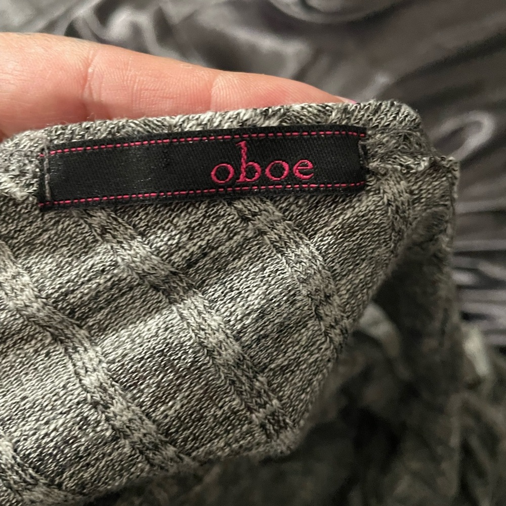 Gray Ribbed Knit Top - Picture 3 of 3
